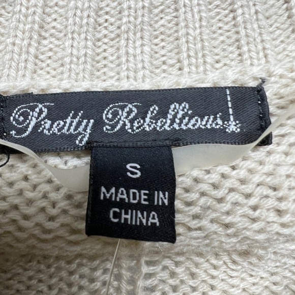 Pretty Rebellious Double Breasted Pocho Womens Small Cozy Comfortable Capsule - Picture 2 of 11